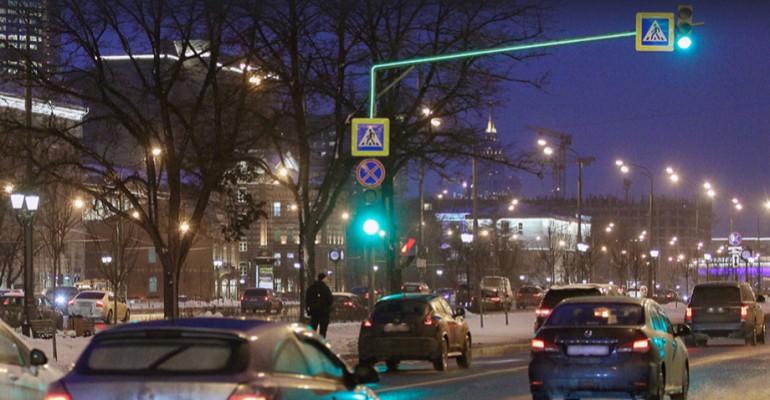 В Москве запустили эксперимент по инновационной подсветке светофоров