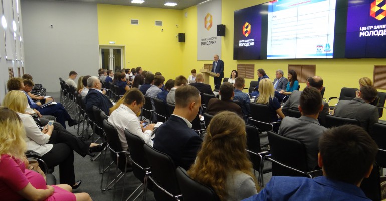 Установочное заседание Комиссии по молодежной политике Социальной платформы ВПП «Единая Россия»