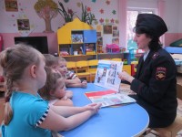 «Урок безопасных дорог» провели для малышей в детских садах города Обь