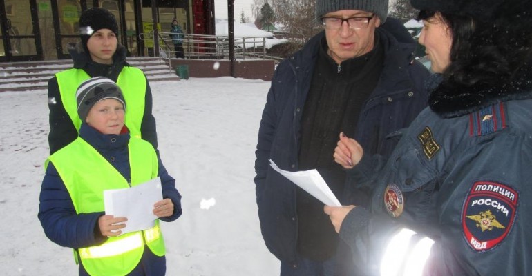 «Нет ДТП-День безопасных дорог!» – призывают жителей Бердска Новосибирской области соблюдать транспортную культуру 