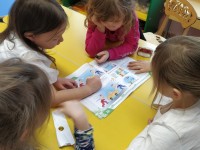 Продолжаются занятия со «Школой юного пешехода».
