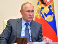 Путин сравнил число гибнущих в ДТП россиян с количеством жертв войны